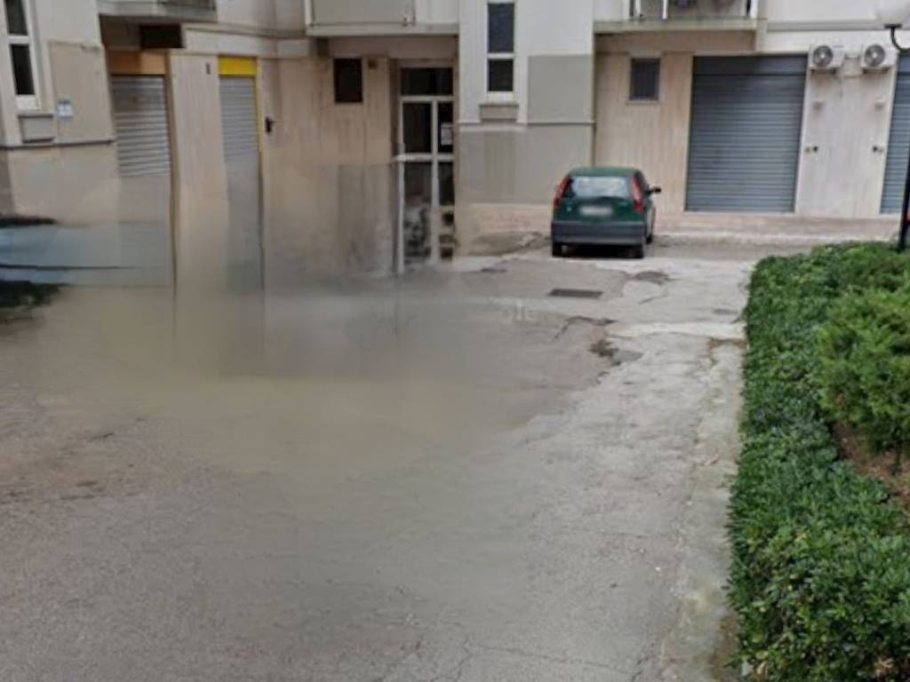 Box / garage a Bisceglie in Via dei Confezionisti - Foto 2