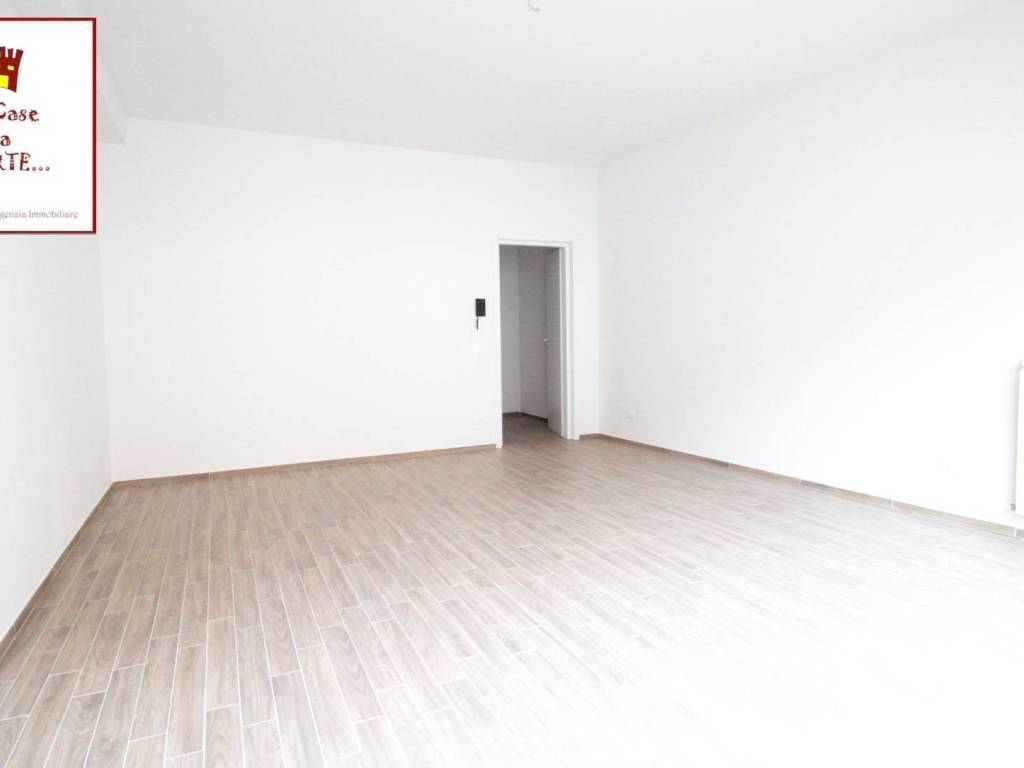 Immobile a Cento in Via Ugo Bassi, 7 - Foto 2