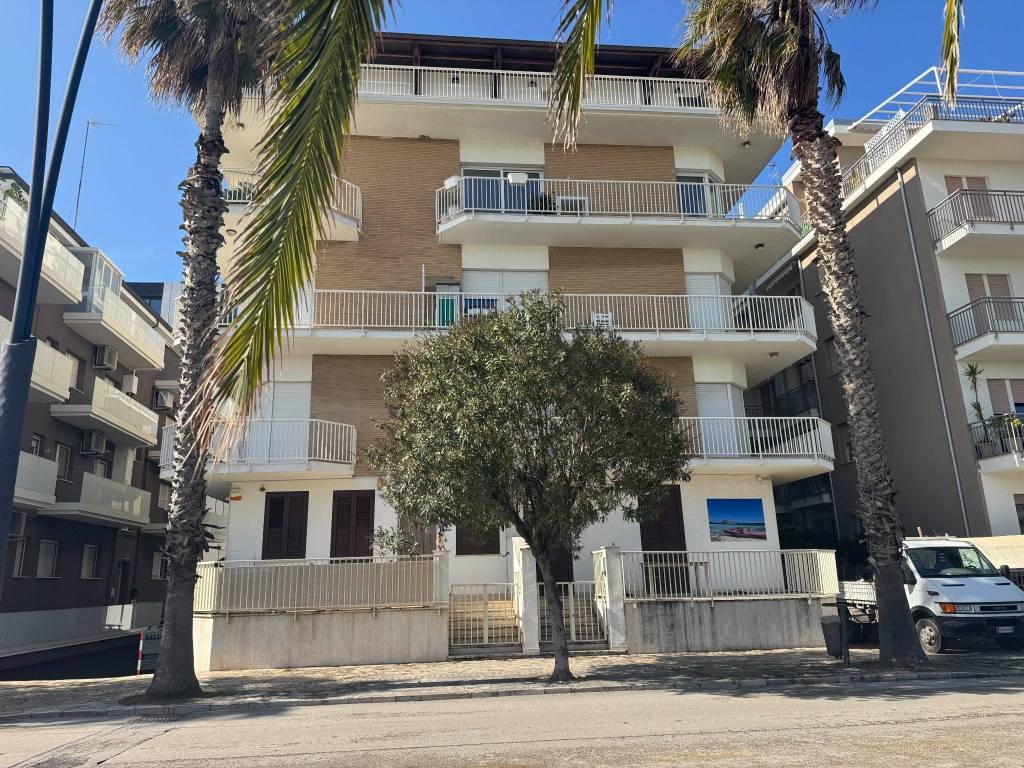 Appartamento a San benedetto del tronto in Viale Rinascimento, 129 - Foto 2