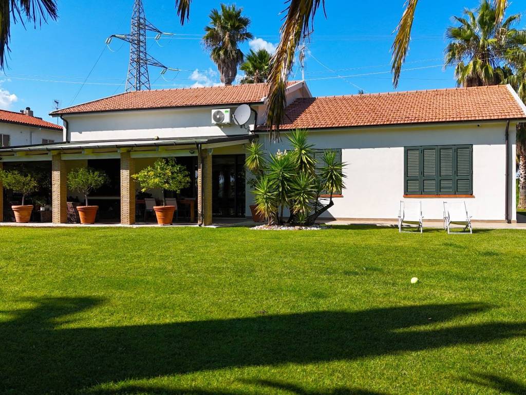 Villa a Roseto degli abruzzi in Tanesi - Foto 2