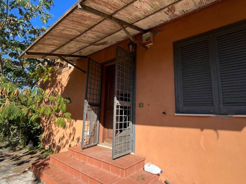 Casa indipendente a Lanuvio in Via Nettunense, 156 - Foto 5
