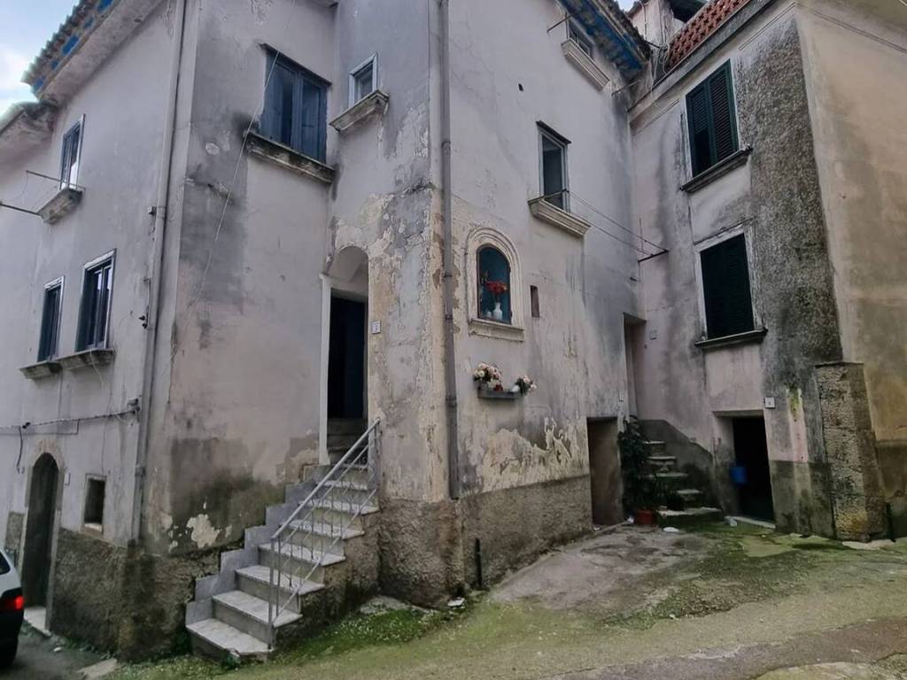 Appartamento a Campagna in Via Atri, 12 - Foto 2