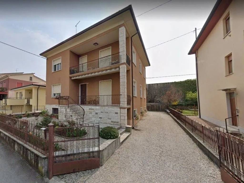 Villa a Bardolino in Via Marconi, 48 - Foto 3