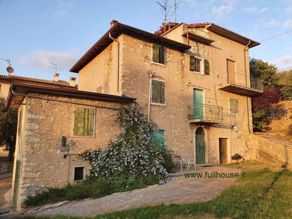 Rustico / casale a Torri del benaco in Località Sengela, 2 - Foto 2
