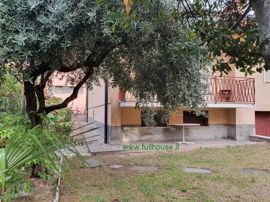 Villa a Bardolino in Via C. Colombo - Foto 5