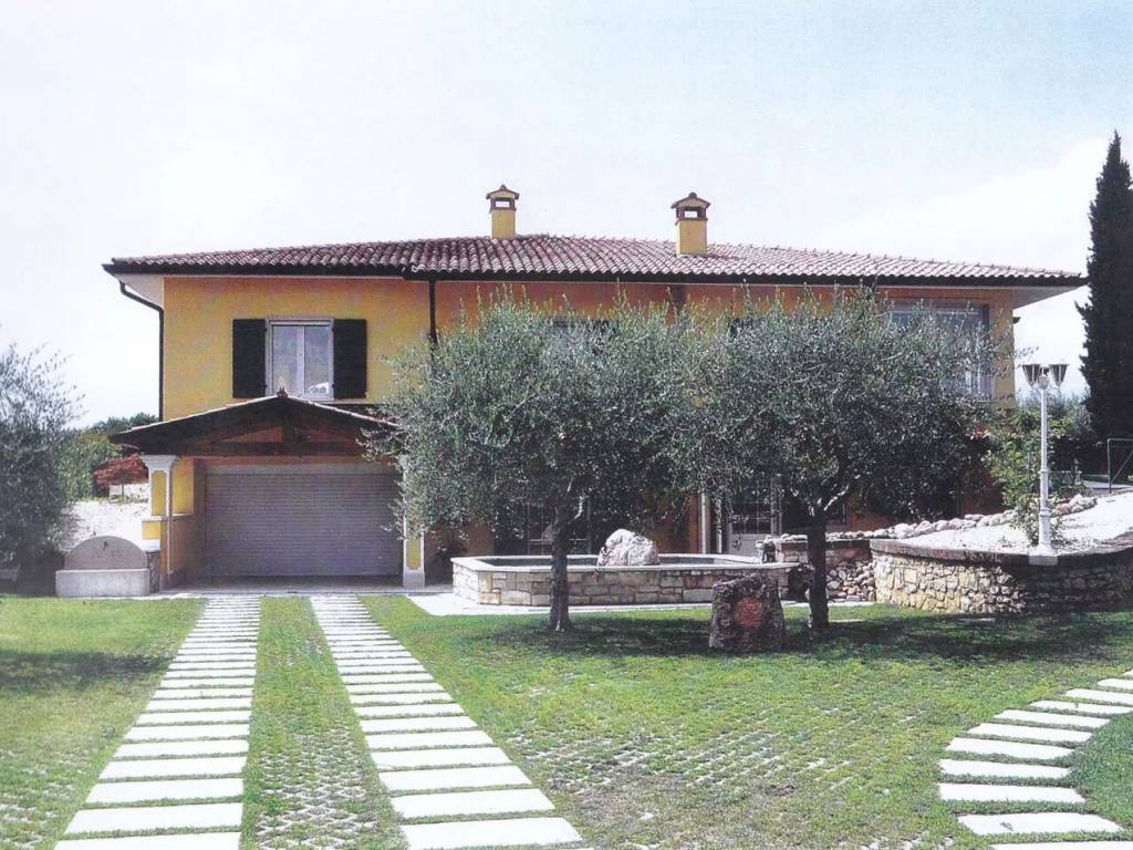 Villa a Costermano sul garda in Via Tavernole No Number - Foto 3