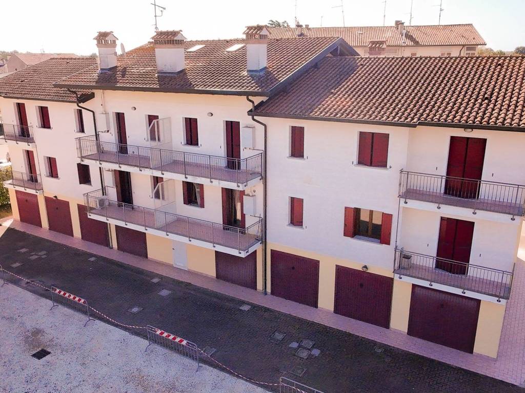 Appartamento a Carlino in Via Donatori di Sangue - Foto 4