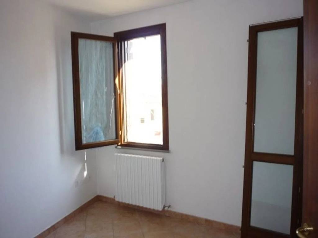 Appartamento a Gonzaga in Piazza Castello, 9 - Foto 5