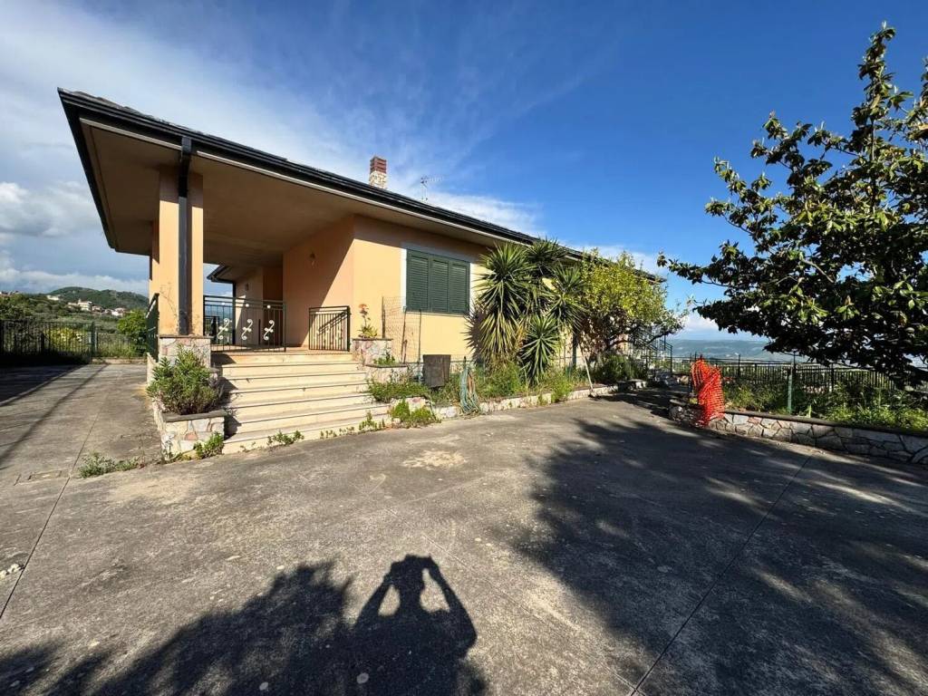 Villa a Montecorvino pugliano - Foto 4