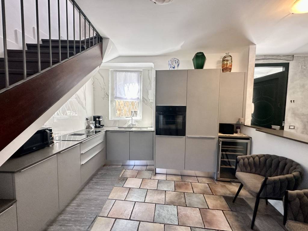 Casa indipendente a Dongo in Via 4 Novembre - Foto 4
