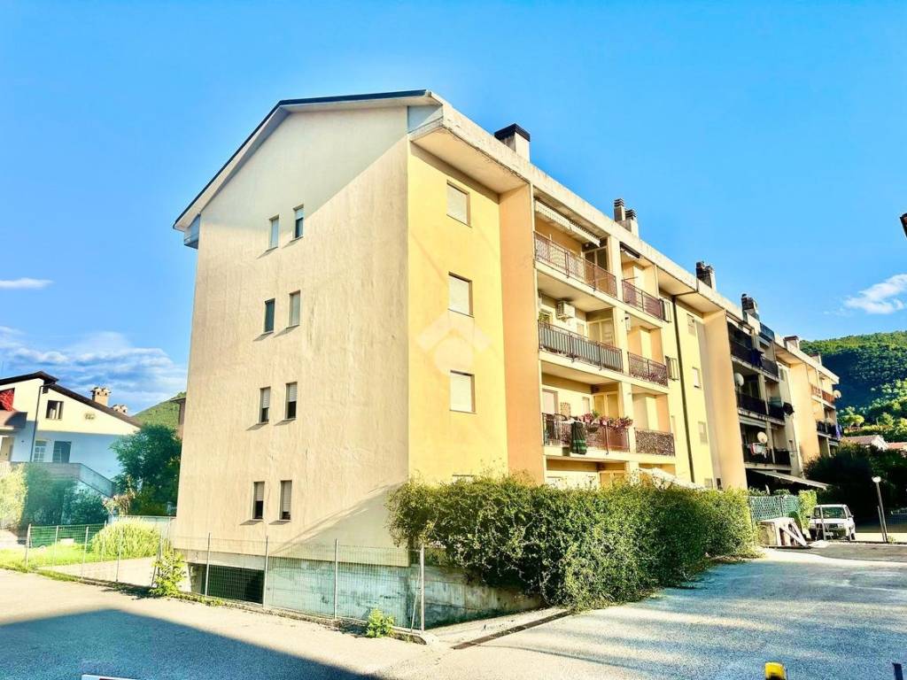 Appartamento a Spoleto in Località Via alcide de Gasperi, 17 - Foto 2