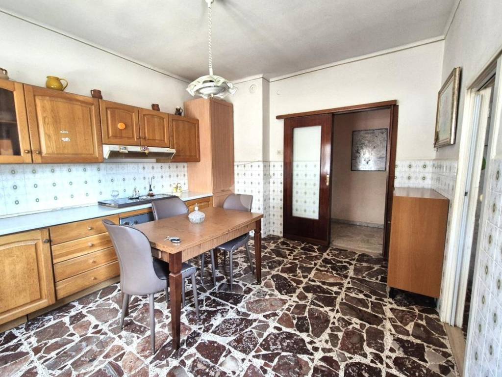 Appartamento a Foggia in Via Antonio Mendolicchio, 5 - Foto 4