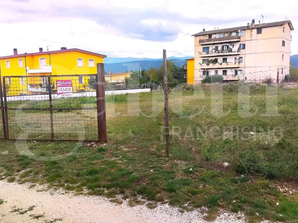 Terreno a Avezzano in VIA A. DE AMICIS , SNC - Foto 2
