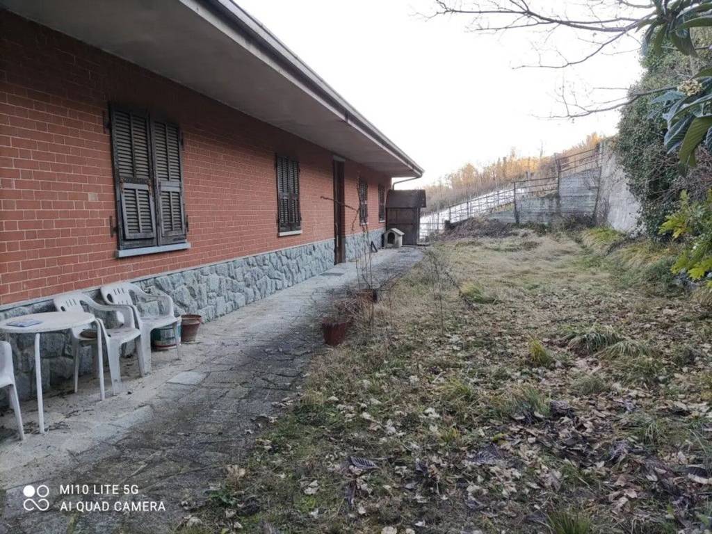 Villa a Cassinasco in Via Roma - Foto 2