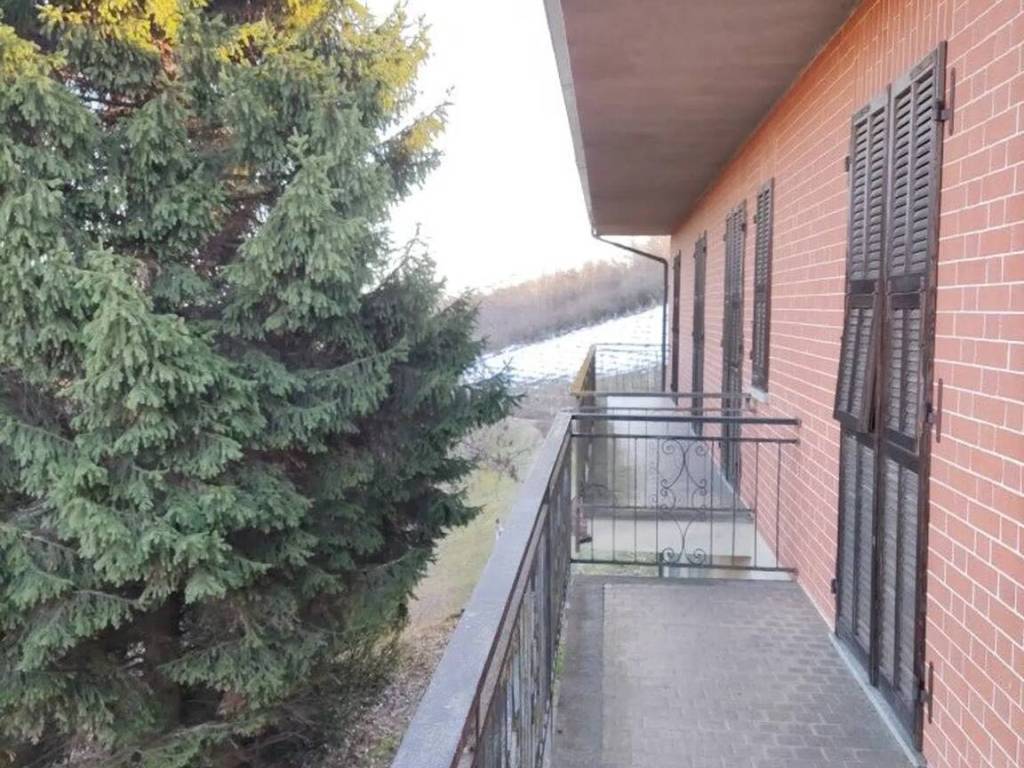 Villa a Cassinasco in Via Roma - Foto 3