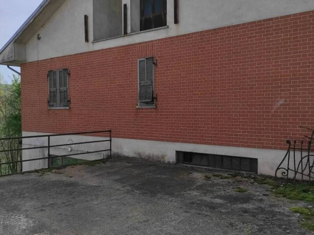 Villa a Cassinasco in Via Roma - Foto 4