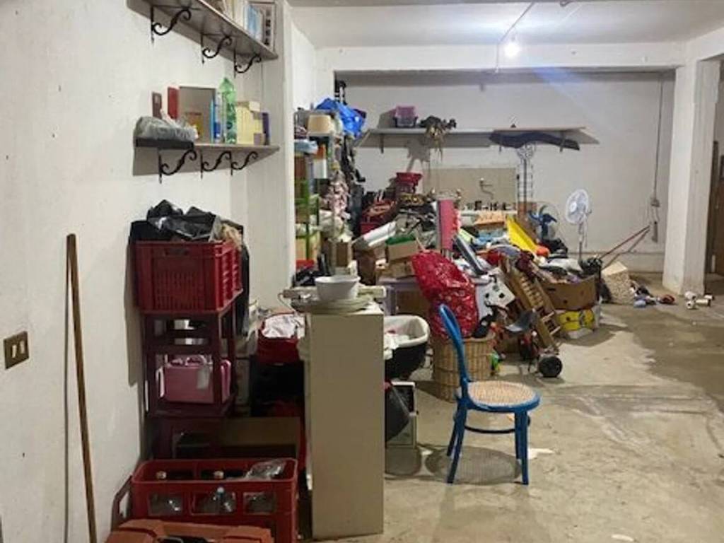 Box / garage a Genzano di roma in Via Landi, 52 - Foto 2