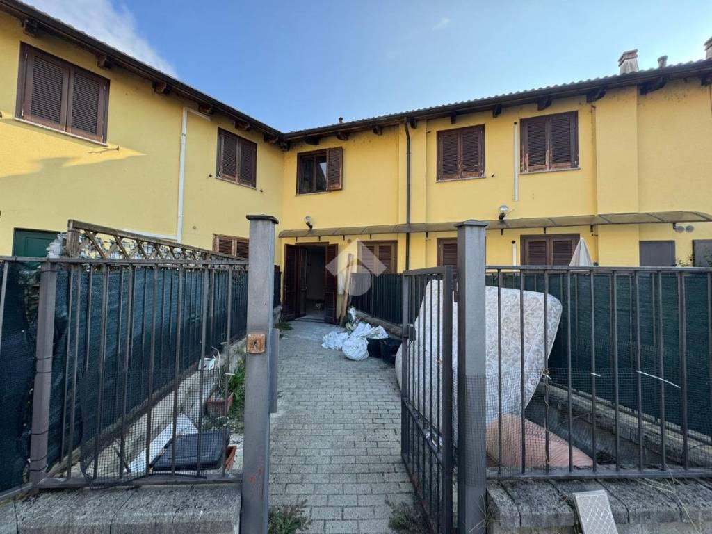 Villetta a schiera a Vercelli in Strada Per Asigliano, 18 - Foto 2