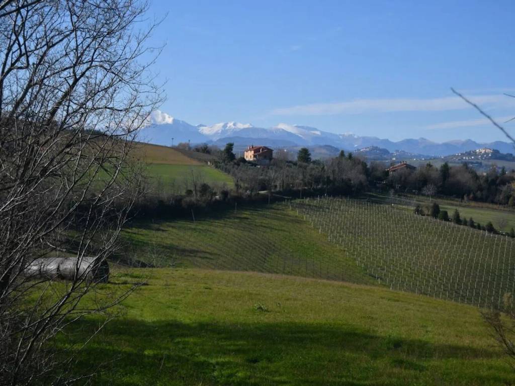 Rustico / casale a Carassai - Foto 2