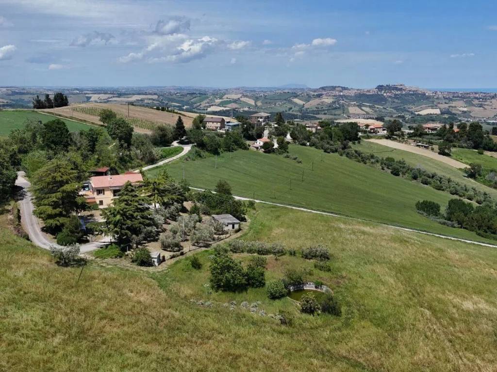 Rustico / casale a Monterubbiano in Via Roma S.N.C. - Foto 2