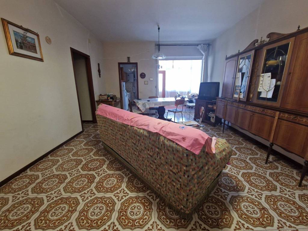 Appartamento a Luni in Via Giacomo Brodolini - Foto 4
