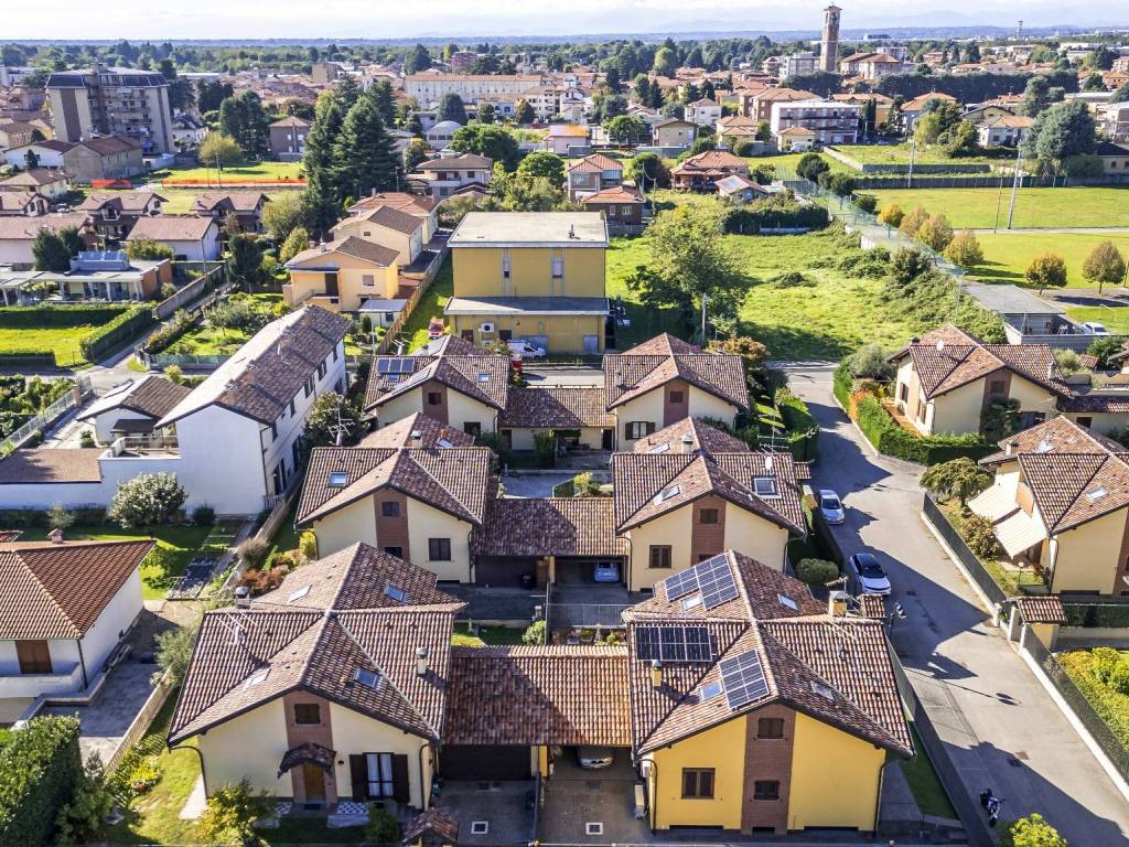 Appartamento a Lonate pozzolo in Via Antonio da Lonate - Foto 4