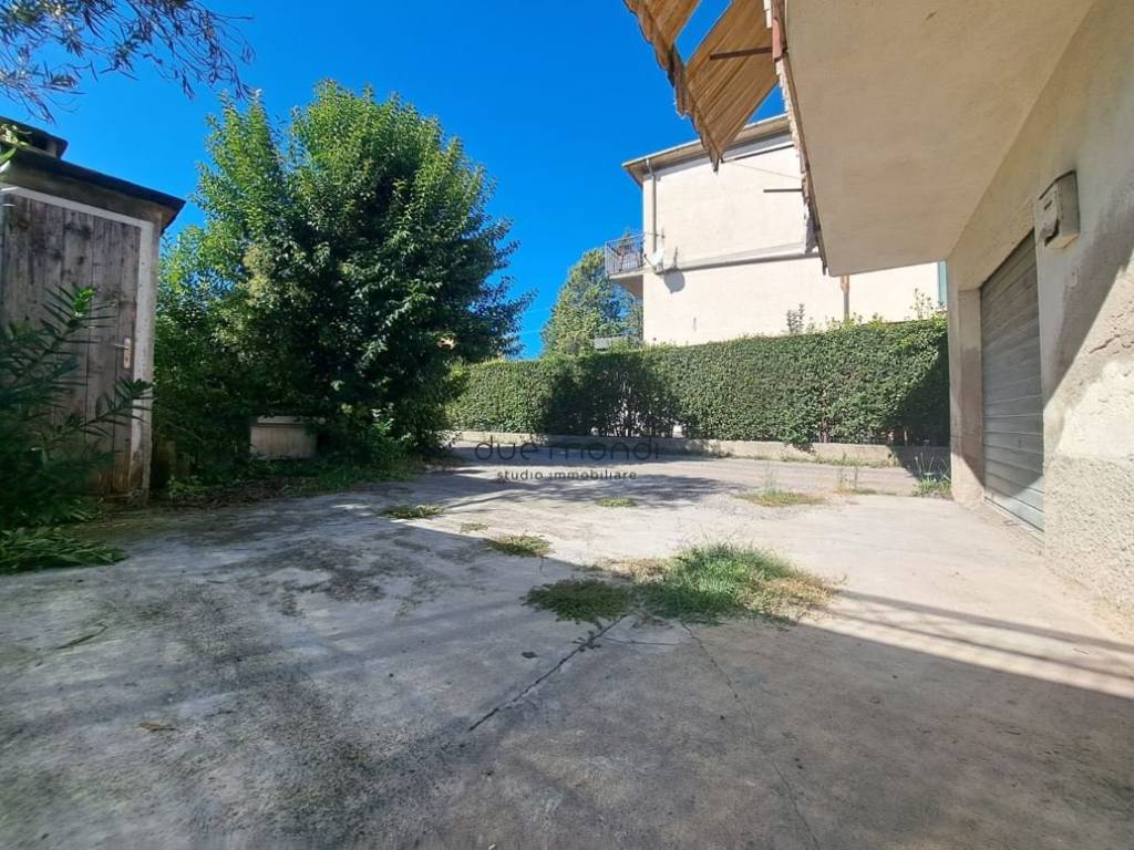 Casa indipendente a Spoleto in Via Macedonio Melloni - Foto 4