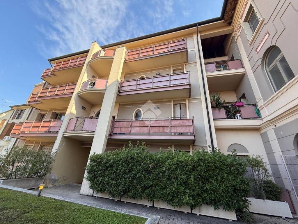 Appartamento a Casalmaggiore in Piazza della vittoria di S. Martino, 15 - Foto 3