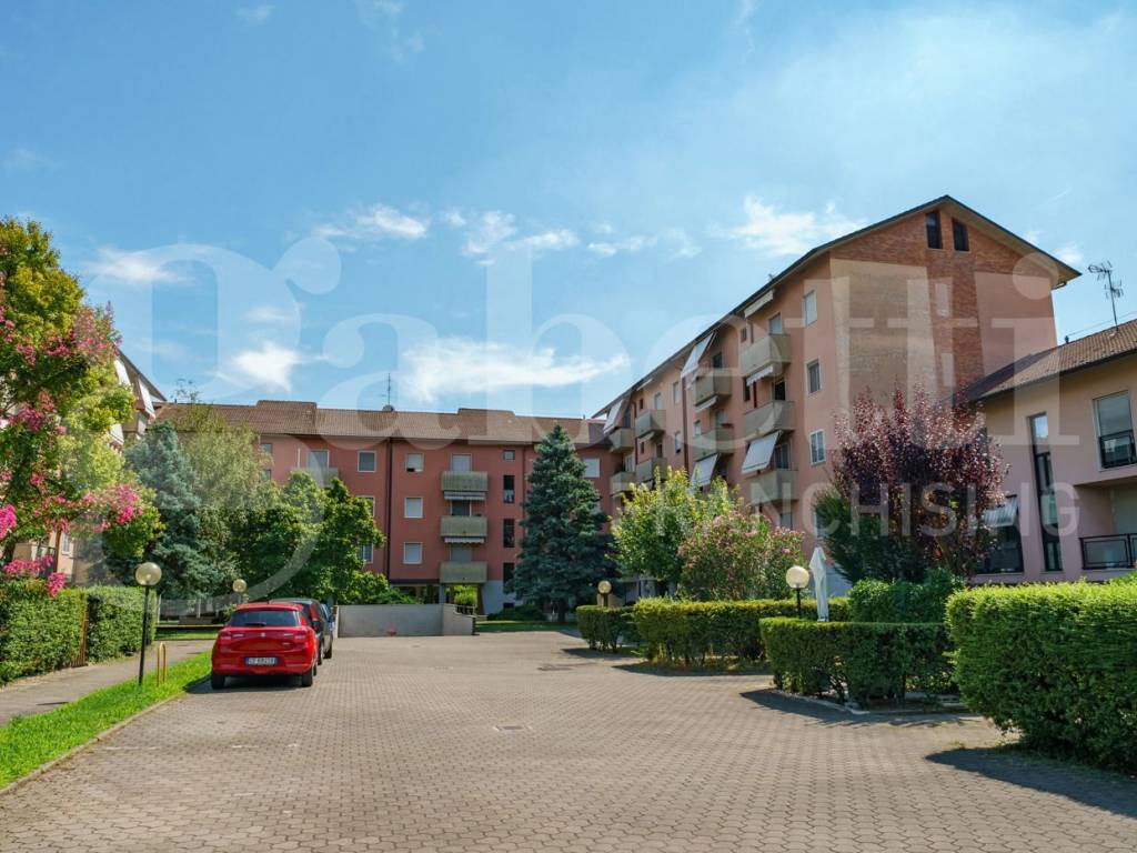 Appartamento a Cernusco sul naviglio in via Michelangelo Buonarroti, 47 - Foto 2