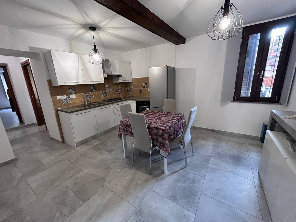 Appartamento a Moncalieri in Via Santa Croce - Foto 4