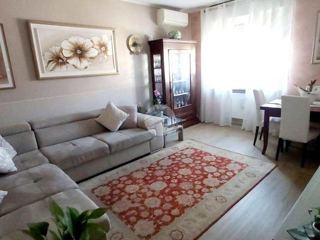 Appartamento a Verona in Via Ugo Zannoni, 20 - Foto 4