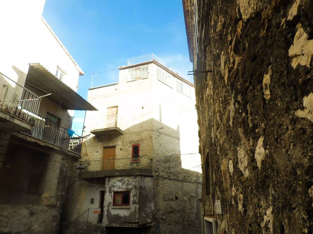 Casa indipendente a Minturno in Via Case Nuove - Foto 4