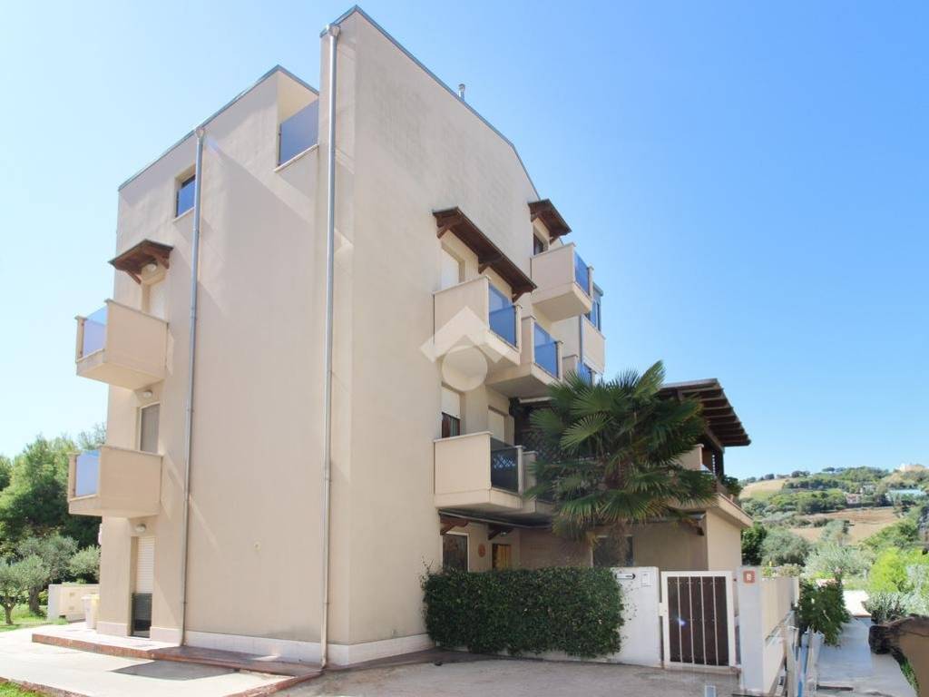 Appartamento a Fermo in Via Luigi Rizzo, 3 - Foto 2