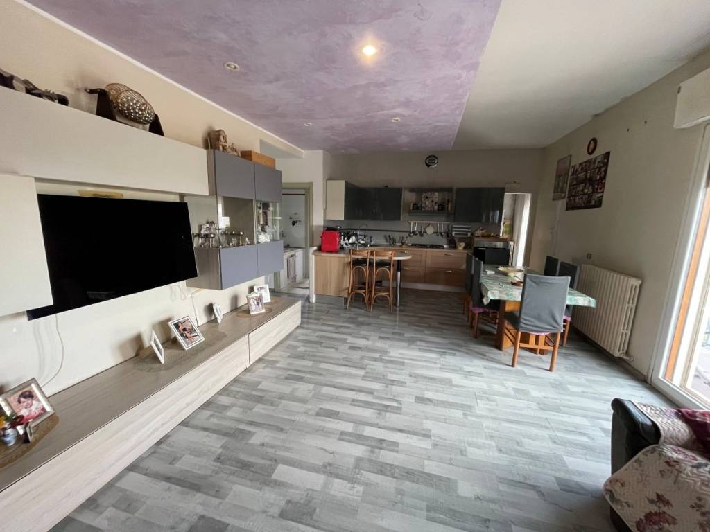 Appartamento a Civitanova marche in Via del Casone O Molino, 20 - Foto 2