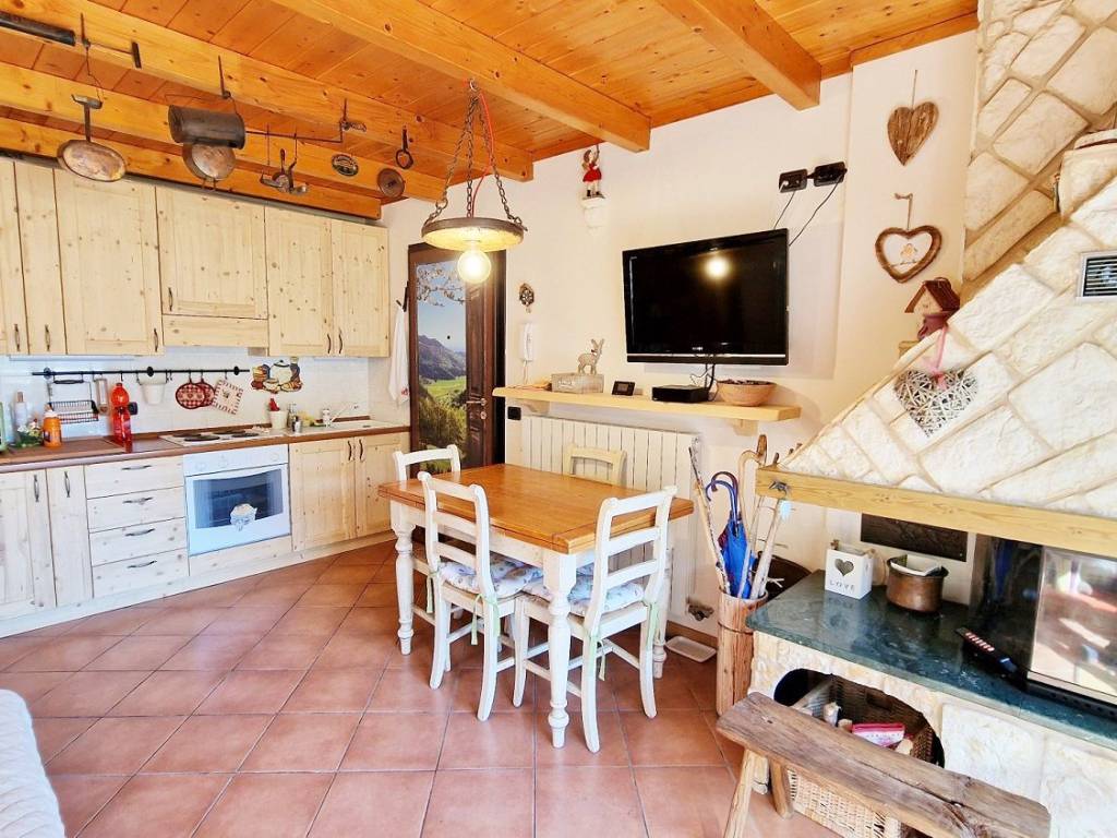 Appartamento a Aprica in Via Tonale, 4 - Foto 3