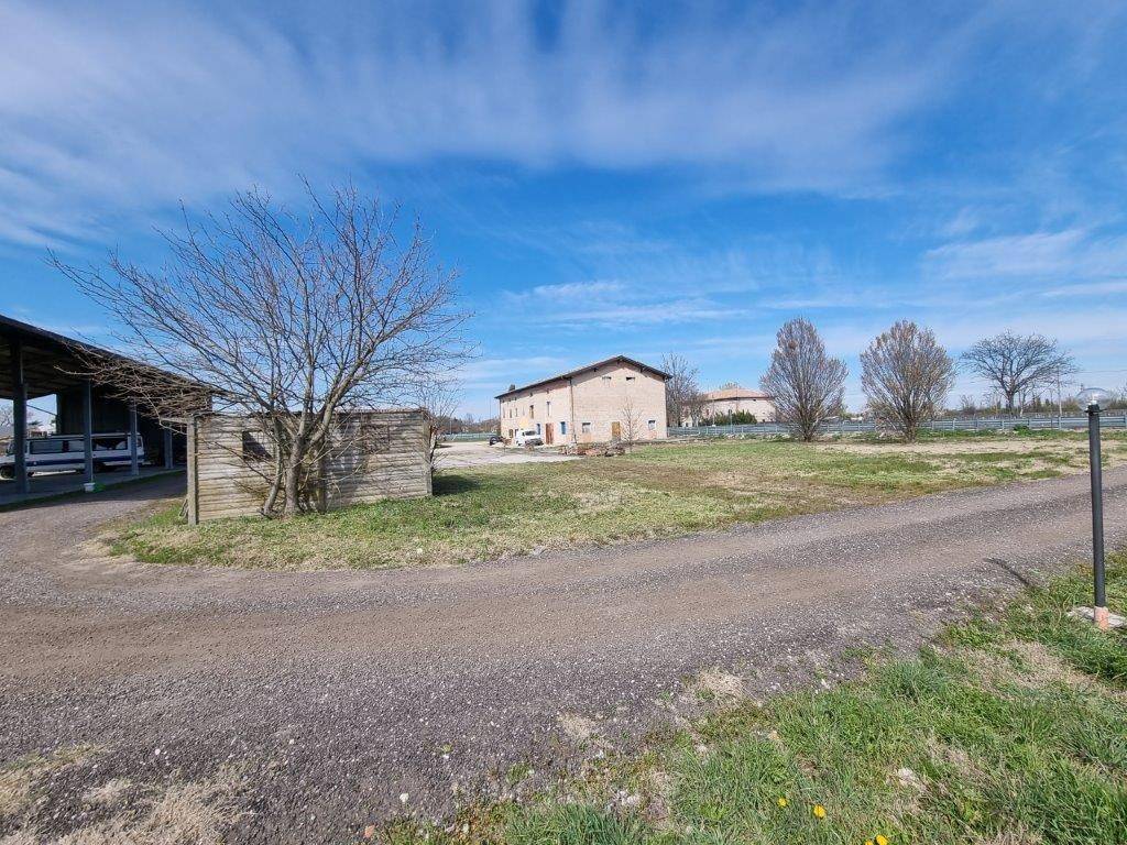 Terreno a Carpi in Strada Statale di Correggio, 32 - Foto 4