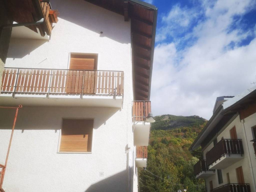 Appartamento a Bardonecchia in Via Camillo Benso di Cavour, 31 - Foto 2