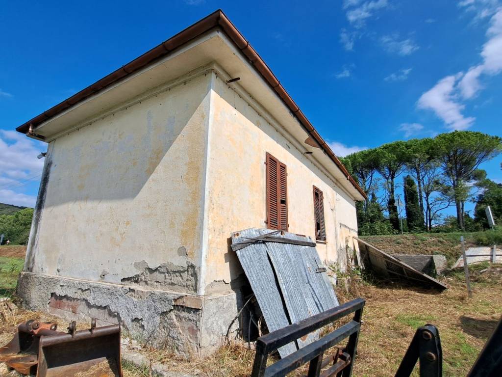 Villa a Rosignano marittimo in Località Piè di Grotti - Foto 4