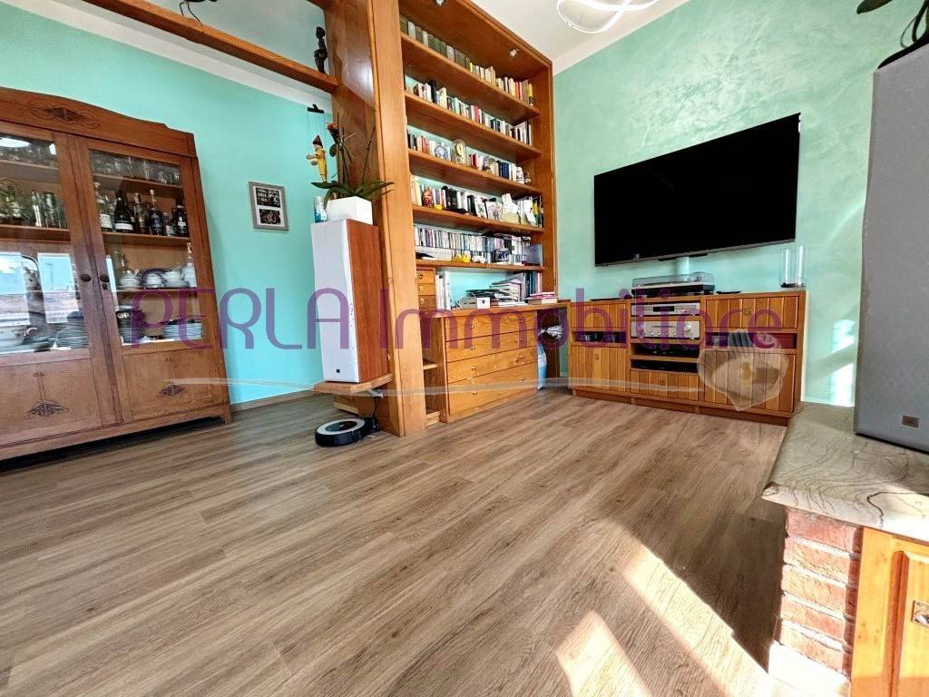 Appartamento a Follonica in Via Bicocchi 99/A - Foto 4