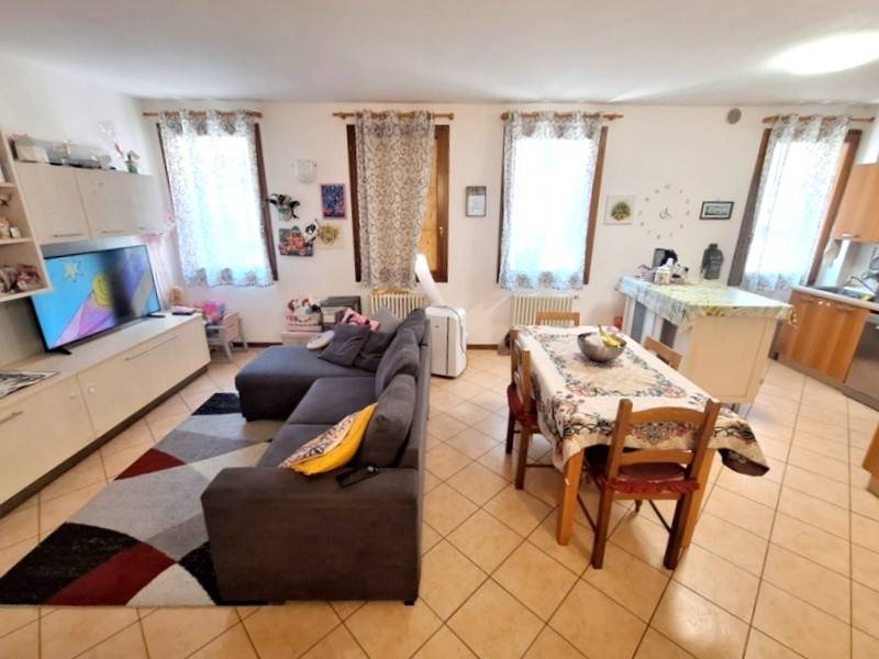 Appartamento a Valdagno in Via Giori - Foto 2