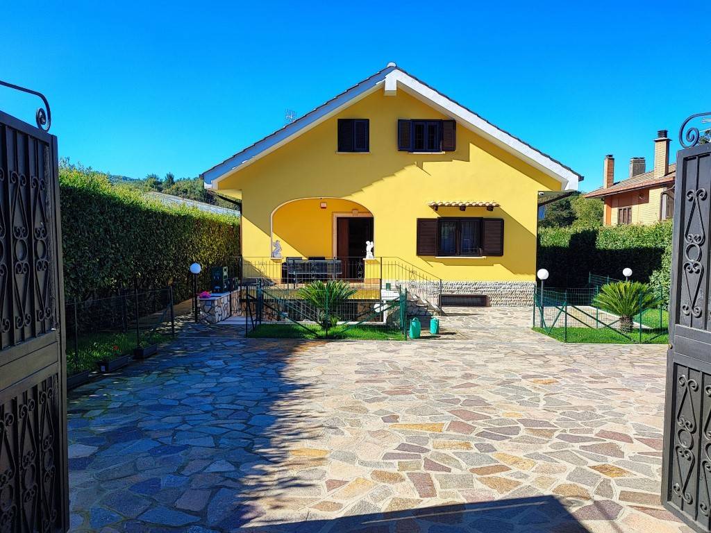 Villa a Rocca priora in Via Mediana, 42 - Foto 3