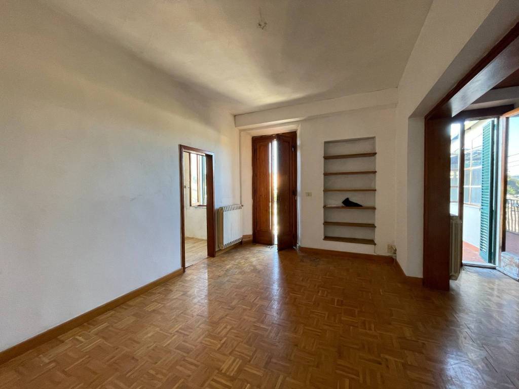 Appartamento a Pescia in Via Guglielmo Marconi - Foto 2