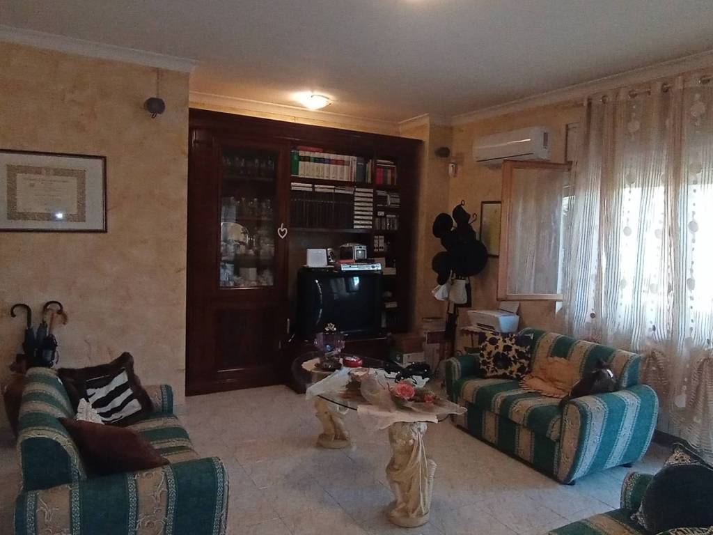 Appartamento a Frosinone in Via Berna - Foto 2