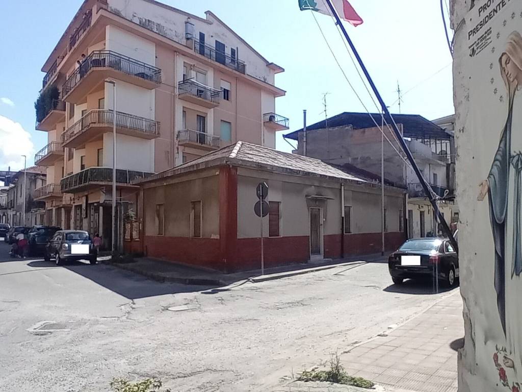 Casa indipendente a Gioia tauro in Via Adigrat, 3 - Foto 5