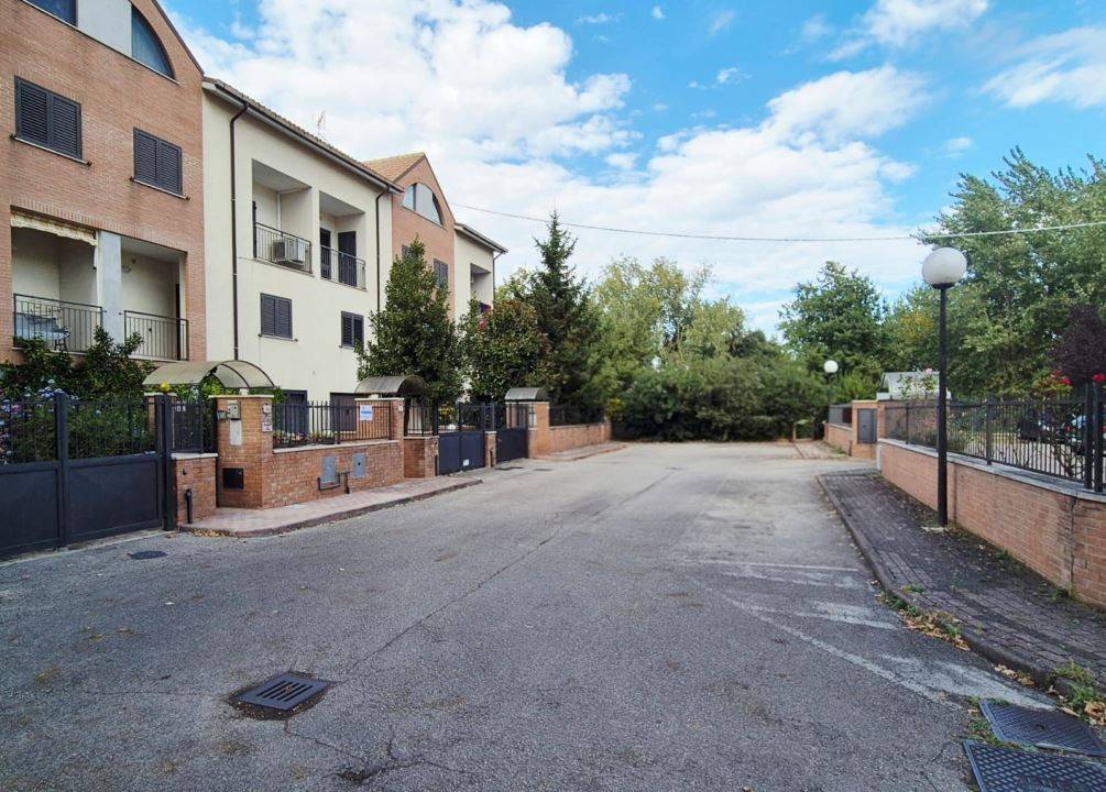 Villetta a schiera a Roccamontepiano in Via Piano Dei Cempi 11 - Foto 2