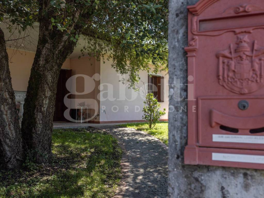 Villa a Pordenone in Via Galileo Ferraris, 16 - Foto 4