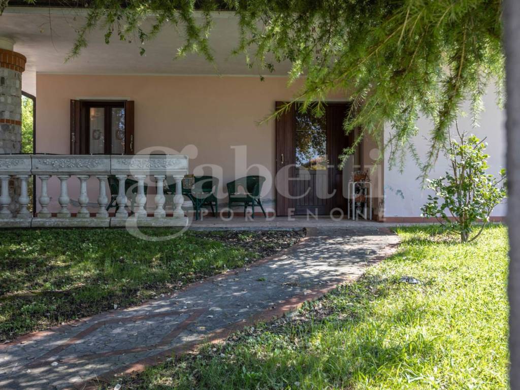Villa a Pordenone in Via Galileo Ferraris, 16 - Foto 5