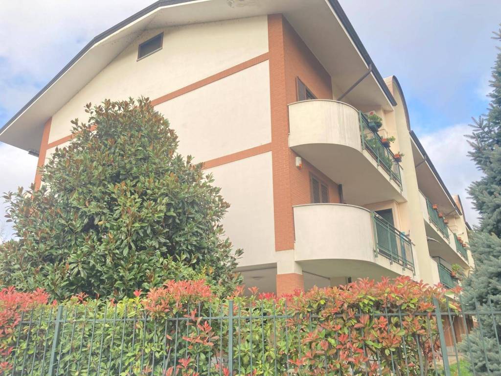 Appartamento a Orbassano in Via Leonardo da Vinci, 7 - Foto 2