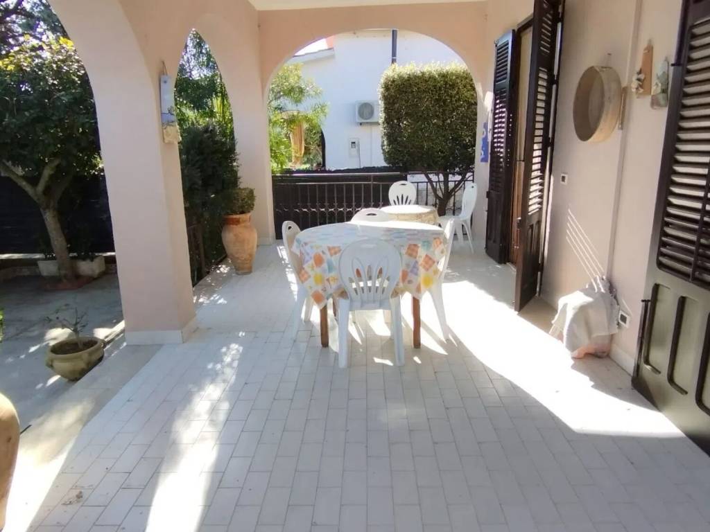 Villa a Balestrate in Strada Provinciale 17 No Number - Foto 2