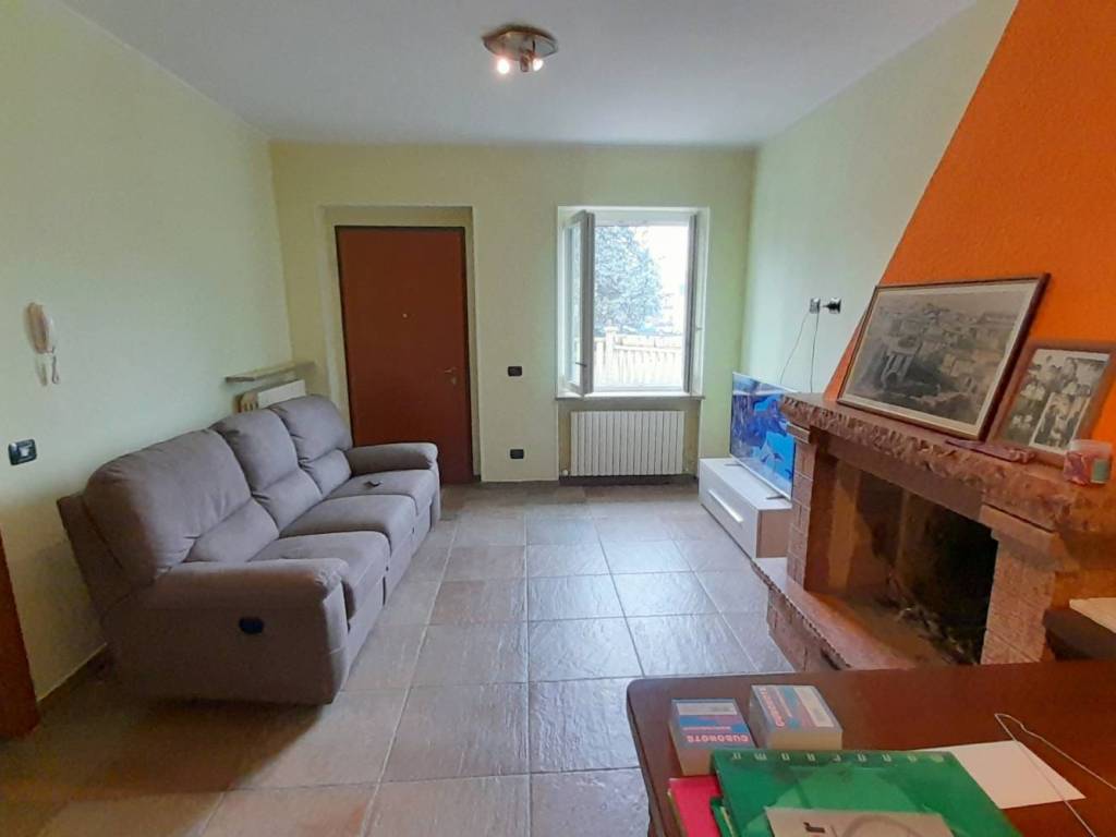 Villa a Casteggio in Via Giacomo Brodolini - Foto 3